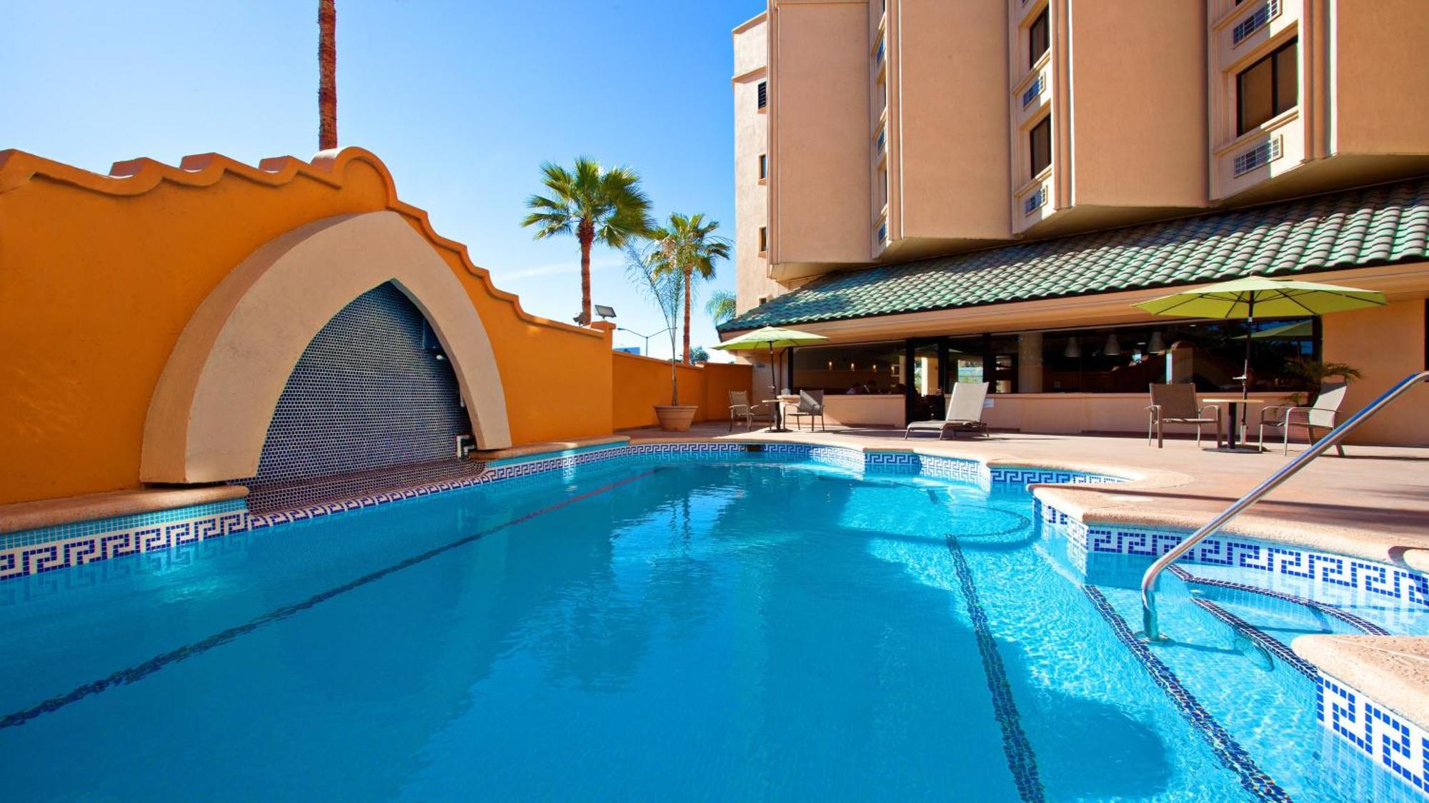Holiday Inn Tijuana Zona Rio By Ihg Kültér fotó